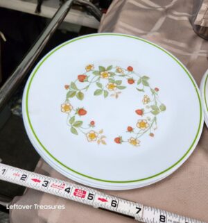 o116- Corelle Strawberry Sundae dinnerware - Image 2