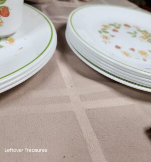 o116- Corelle Strawberry Sundae dinnerware - Image 3