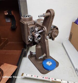 o152- Revere Camera Project Model 85 - Image 3
