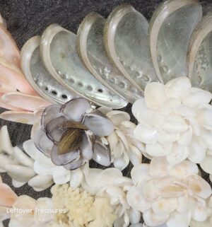 o155- vintage seashell art shadow box - Image 2