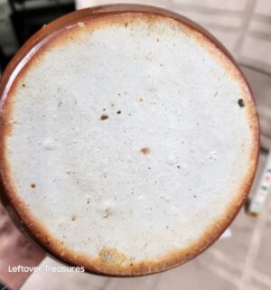 o174- Vintage pottery jar - Image 3