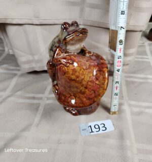 o193- Ceramic Frog On Mushroom - Image 2