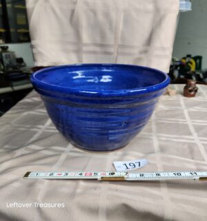 o197- Mellow Mud Pottery Mixing Bowl - Image 1