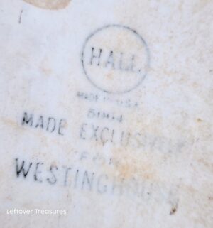 o208- 1940s Hall China refrigerator dish - Image 3