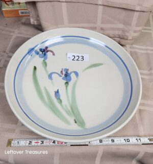 o223- handmade studio pottery plate - Image 1