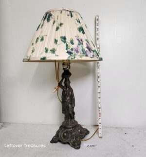 o235- Victorian-style Water Bearer figural lamp - Image 2