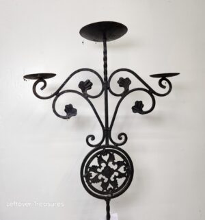 o245- wrought iron floor candelabra 28in tall - Image 3
