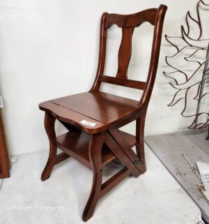 o252- folding library ladder chair - Image 1