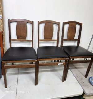 o260- Set of 5 Stakmore folding chairs. Mid century. Great shape - Image 1