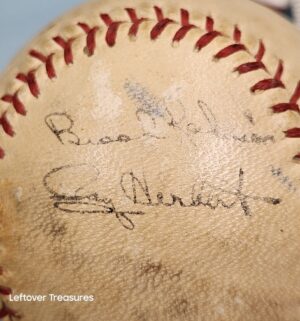 p179- vintage Rawlings Official League baseball. Live ink signatures. Not verified, buyer beware - Image 5