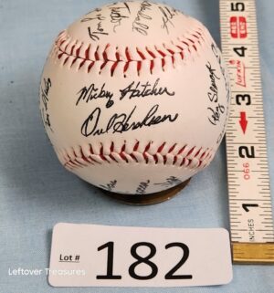 p182- Vintage Autographed baseball Live Ink Autos. Not verified, no cert, buyer beware