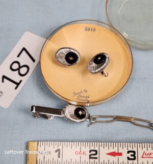 p187- Sarah Coventry Cufflink & Tie Pin Set