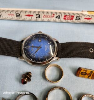 p191- vintage timex watches and rings, pins - Image 3