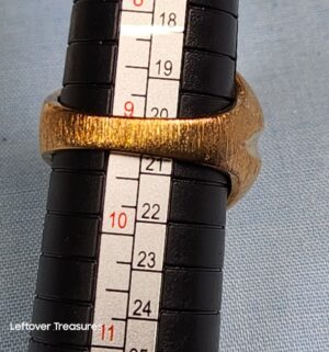 p199- vintage Merlite Ring 14k gold plated - Image 4
