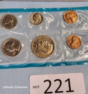 p221- 1972 Uncirulated Mint Set