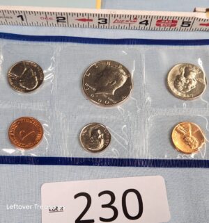 p230- 1990 Uncirulated Mint Set