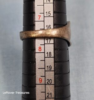 p259- Vintage Sterling Silver Ring - Image 4