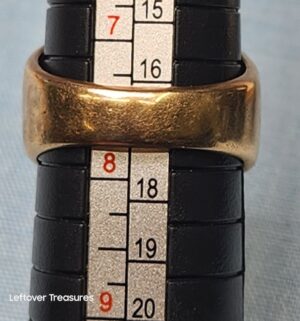 p296- 10k Gold Safeway Ring w/ Diamonds - Image 3