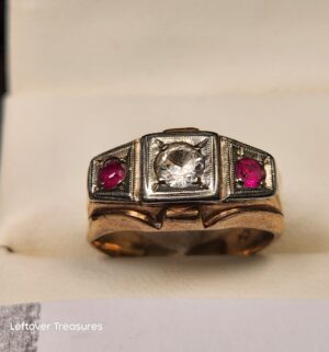 p298- 10k Gold Art Deco Era Ring. Diamond Tested. Gold Acid Tested.