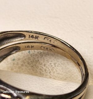 p311- 1950s 14K white gold diamond bridal ring set - Image 3