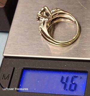 p311- 1950s 14K white gold diamond bridal ring set - Image 4