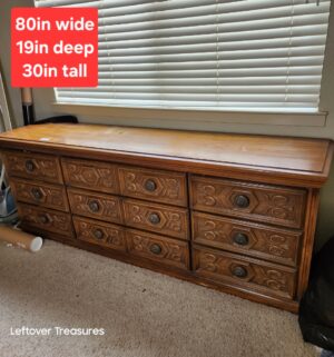 q24- Vintage 9 Drawer Dresser