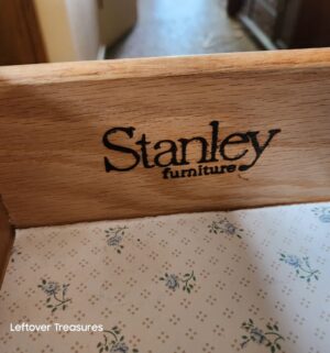 q40- Stanley Rolling Bar Server. Great Shape - Image 3