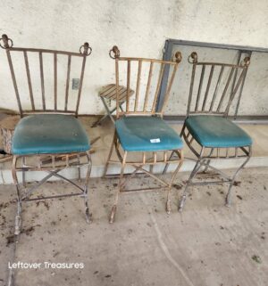 q54- Iron Leg bar Stools