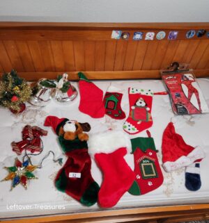 r32- holiday stockings, costume