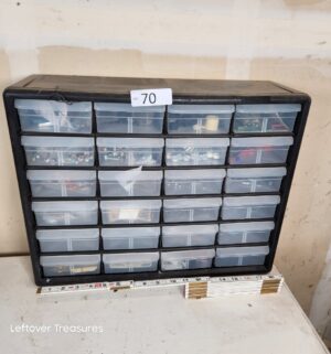 r70- organizer w/ hardware