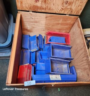 s10- wooden crate w/ organizers