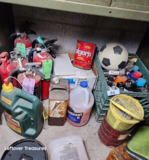 s84- all contents in shelf