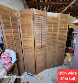 s105- vintage wooden room divider