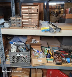 s157- all items on 5 shelves