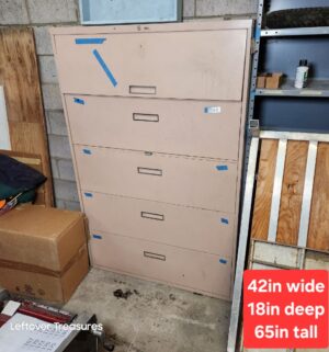s163- Steelcase Lateral Cabinet
