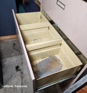 s163- Steelcase Lateral Cabinet - Image 4