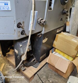 s306- Ryobi 2800 CD offset printing press. From retired printer business - Image 4