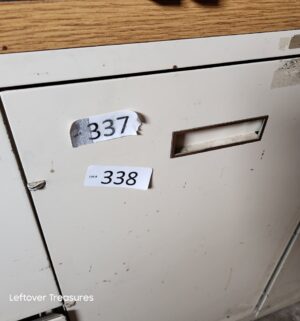 s338- vintage shop cabinet - Image 3