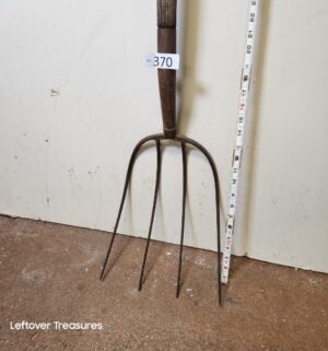 s370- vintage pitchfork