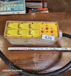 s426- Woodhead Super-Safeway Portable Outlet Box