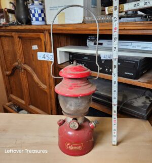 s452- Coleman lantern is a Model 200A