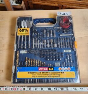 s541- ryobi drill set
