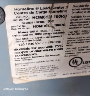 s557- Square D Homeline 100 Amp main lug load centers - Image 4