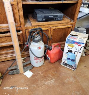 s573- sprayers, fuel can. T rulers