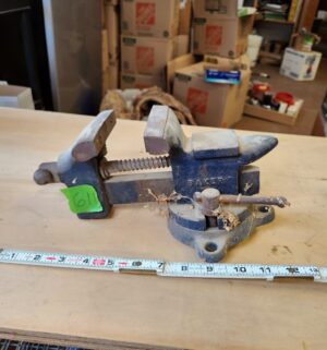 s611- baker vise