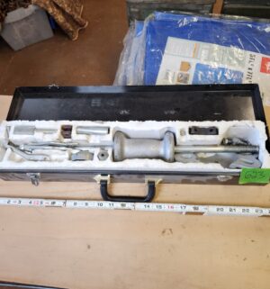 s623- Pittsburgh 17pc slide hammer set