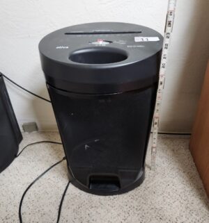 t11- Ativa Paper Shredder. Tested/works