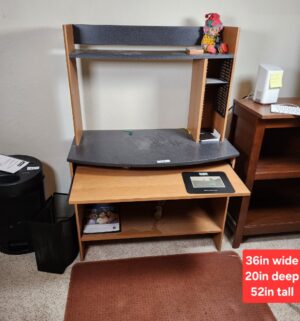 t19- Computer Desk