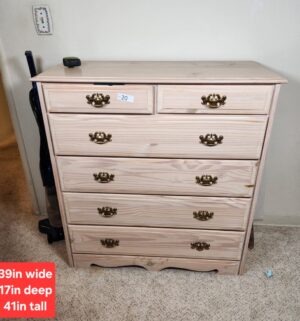 t20- Vintage Maco Wood Dresser Chest