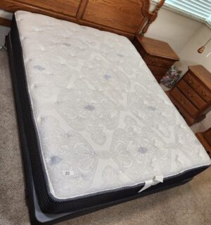 t30- Queen Beautyrest Silver. Riverway Luxury Firm. Minor stain seen. Mattress, Boxspring, metal frame only. No headboard